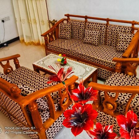 Relax Homestay Тангалла Экстерьер фото